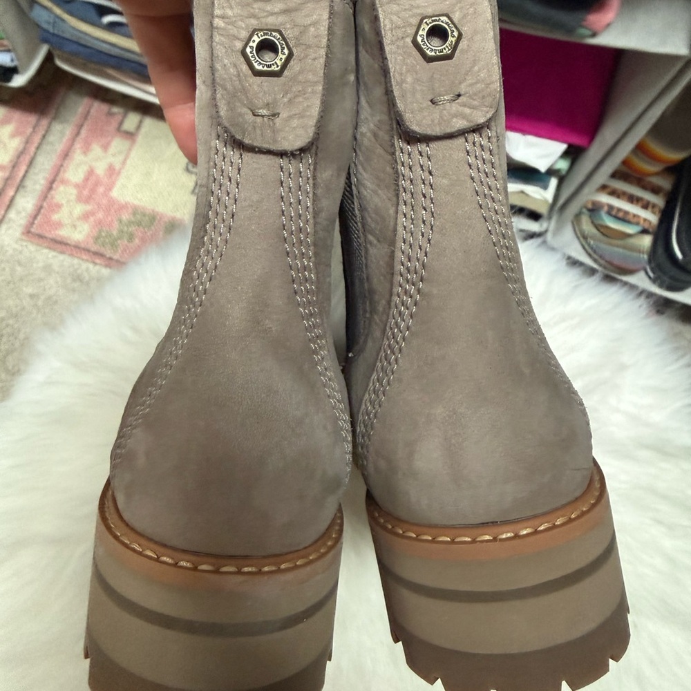 Timberland Women's Chelsea Boots - Picture 5 of 7